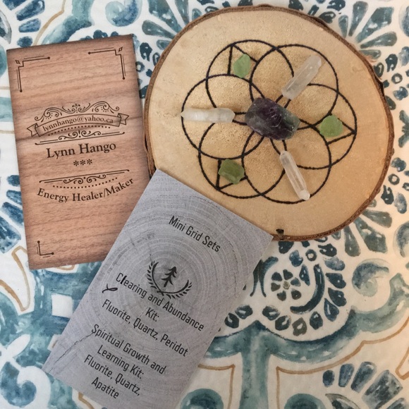 Mini Crystal Grid Set - #2 - Picture 2 of 3